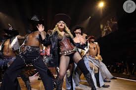 Foto: Show de Madonna em Copacabana está programado entre 21:30 e ...