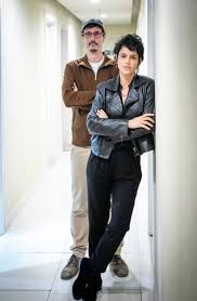 Autor e diretora de 'Os outros', Lucas Paraizo e Luisa Lima ...